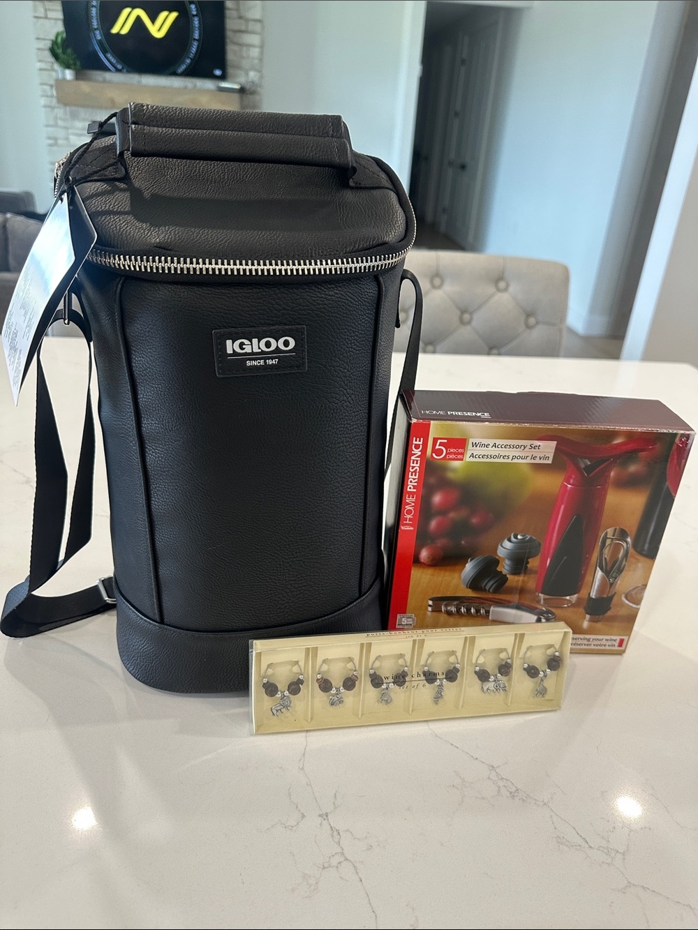 Igloo Black Portable Soft-Sided Cooler Bag